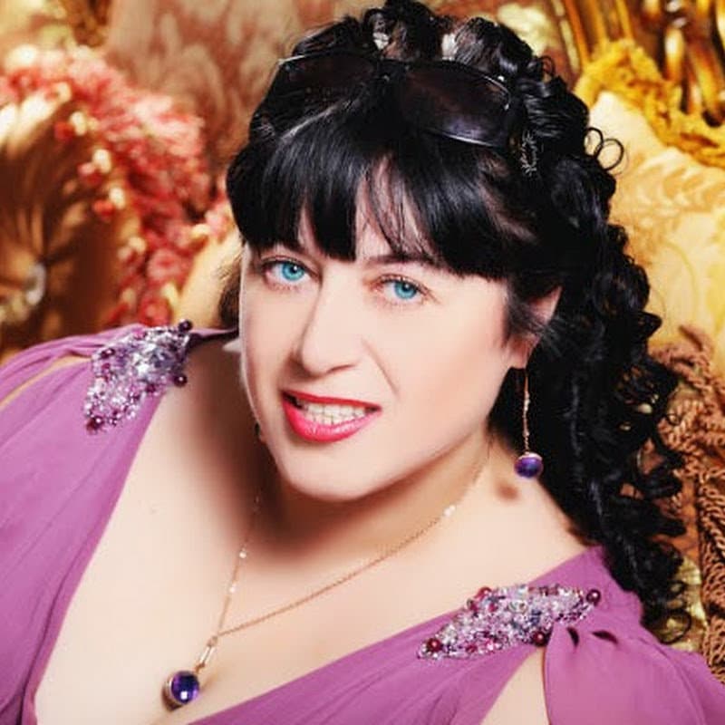 Мила Иконская