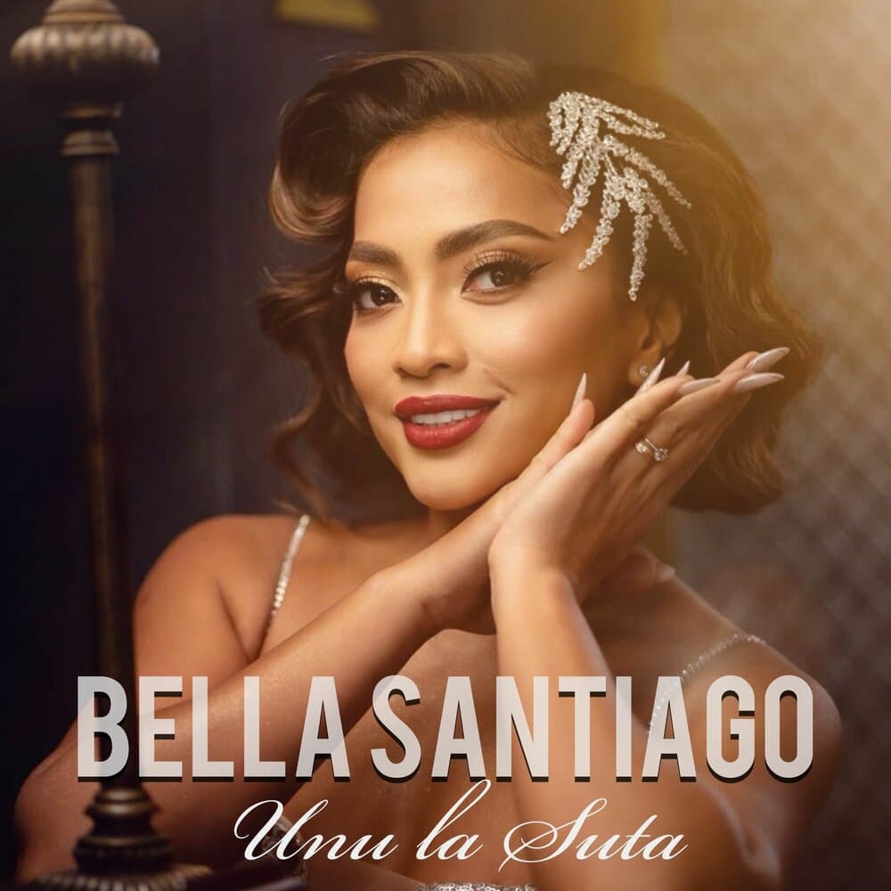 Bella Santiago