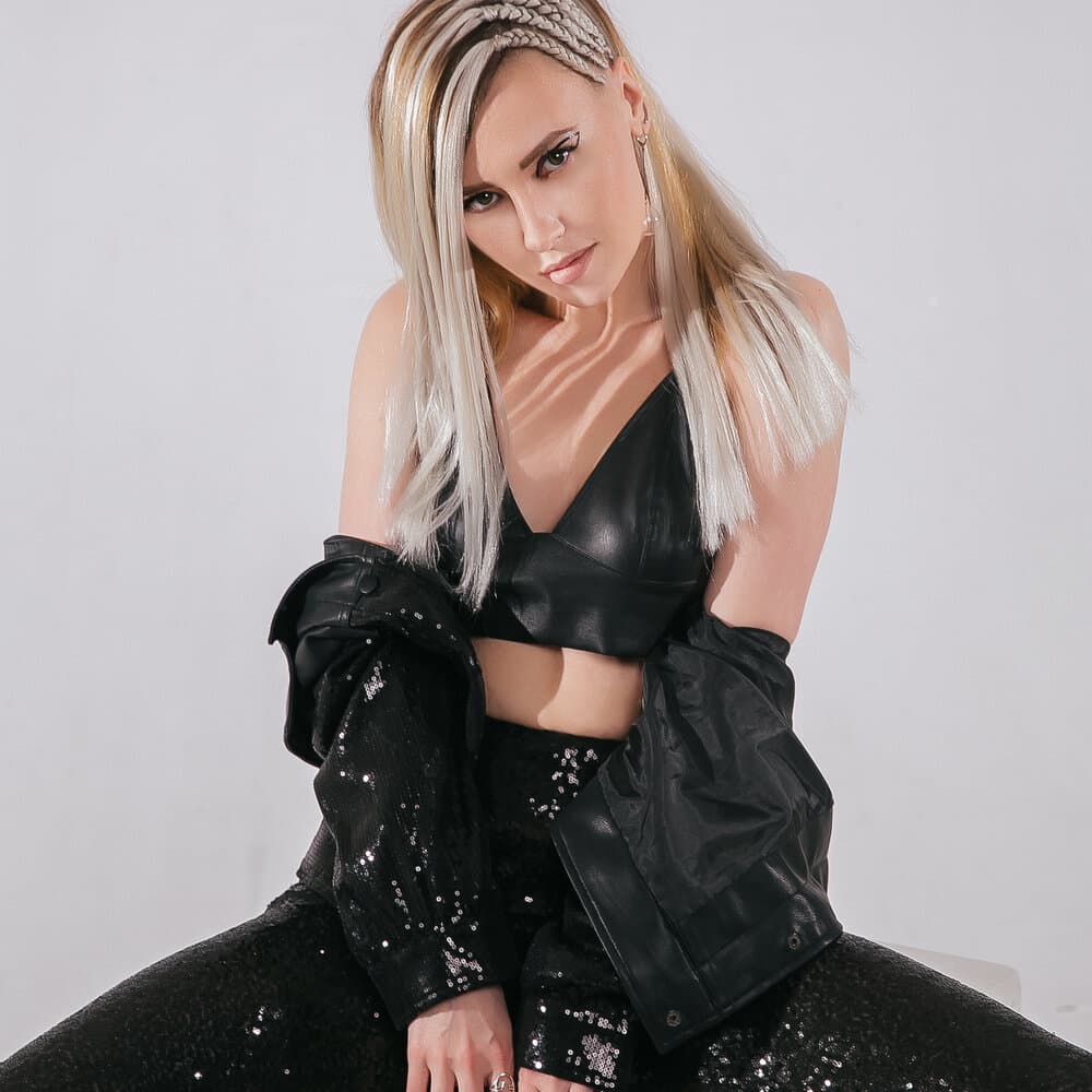 Ира Ефремова